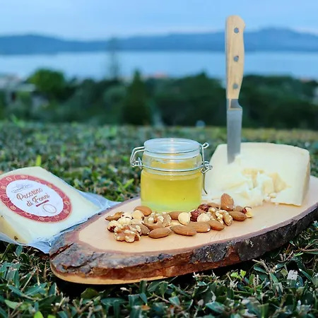 2br Luxurious Designer - Azulis1 - Garden - Free Parking Apartman *