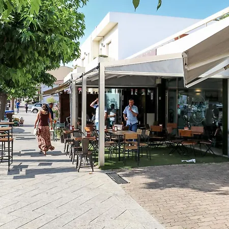 Azulis 1 Pisano 2br With 2 Terraces, Garden & Parking, Aldo Moro 아파트