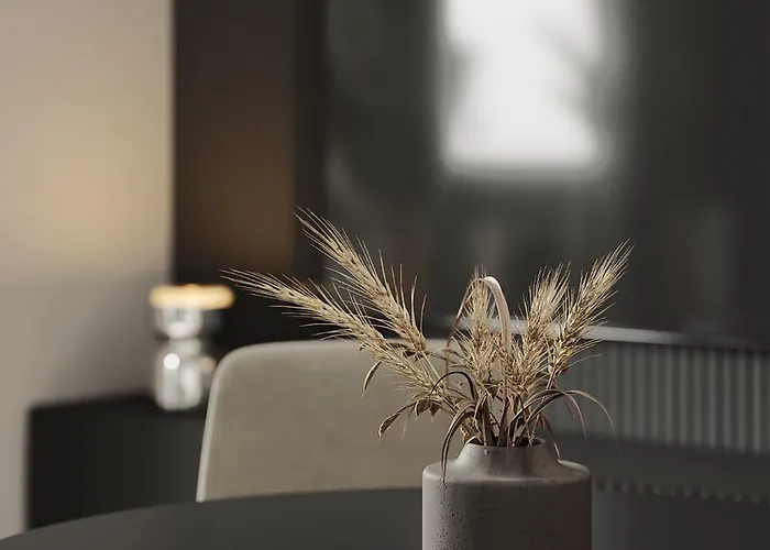 2br Luxurious Designer - Azulis1 - Garden - Free Parking Apartman