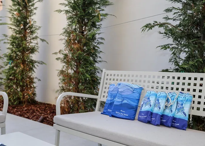 2br Luxurious Designer - Azulis1 - Garden - Free Parking Apartman *