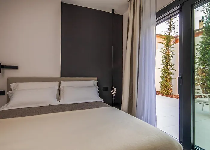 2br Luxurious Designer - Azulis1 - Garden - Free Parking