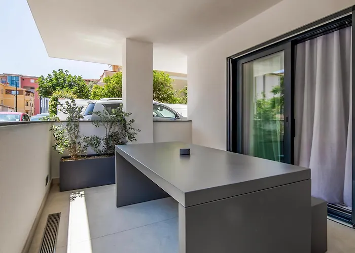 2br Luxurious Designer - Azulis1 - Garden - Free Parking Apartment Olbia